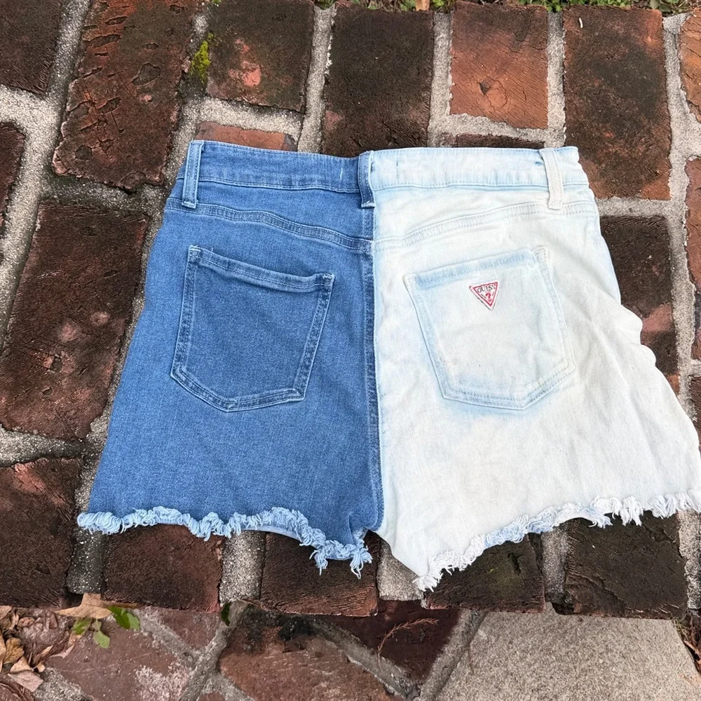 Guess jeans Two-Tone Denim Women Shorts size 28 - Picture 1 of 6